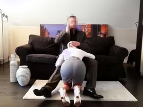 Awesome internship! Girlfriend of the stepdaughter can fuck in the office!